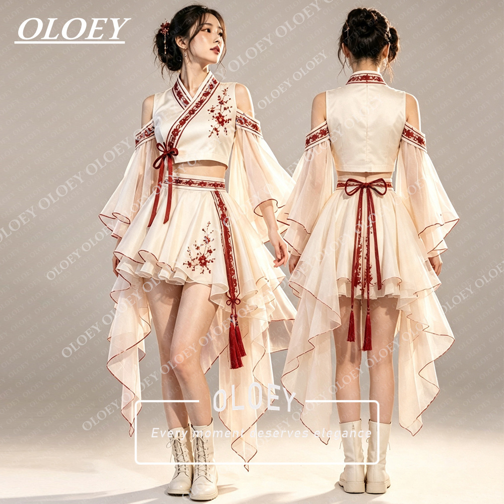 Modern Korean Lifestyle - OLOEY 모던 레드 자수 아이보리 숏